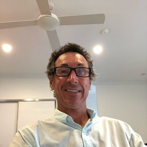 Meet your Posher, Larry